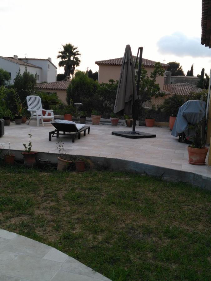 Chambres De La Terre Blanche Sanary-sur-Mer Eksteriør bilde