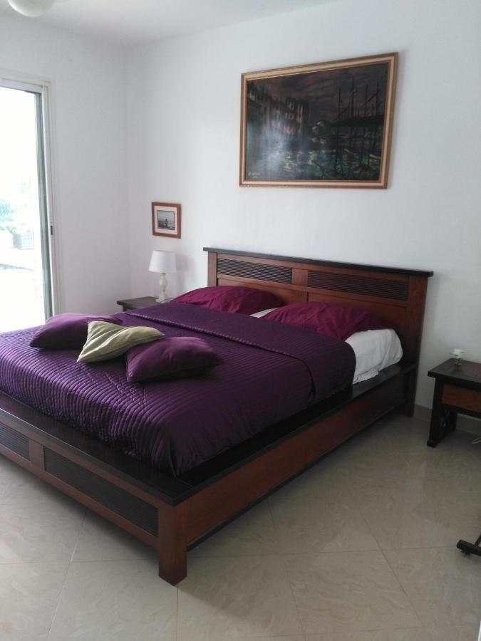 Chambres De La Terre Blanche Sanary-sur-Mer Eksteriør bilde