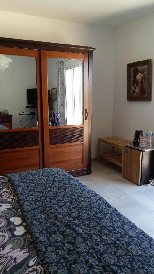 Chambres De La Terre Blanche Sanary-sur-Mer Eksteriør bilde