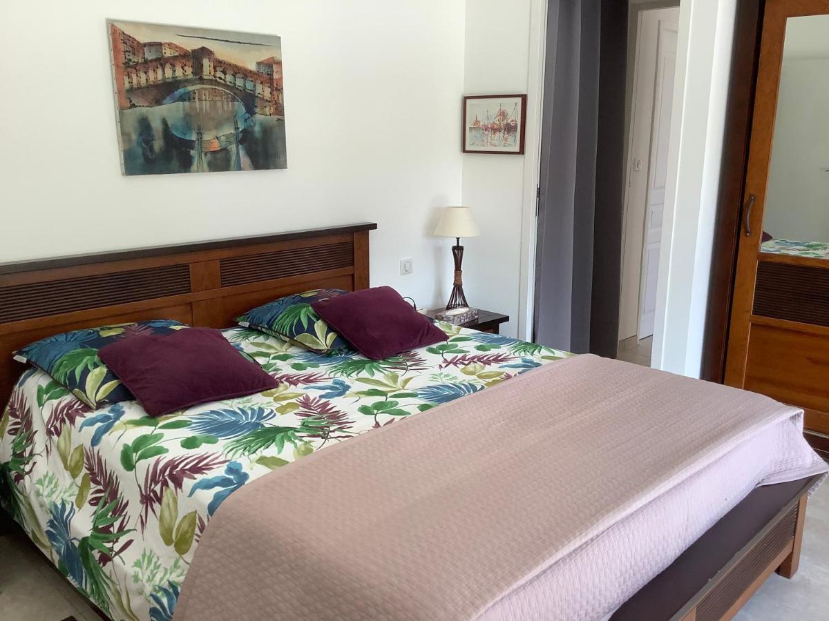 Chambres De La Terre Blanche Sanary-sur-Mer Eksteriør bilde