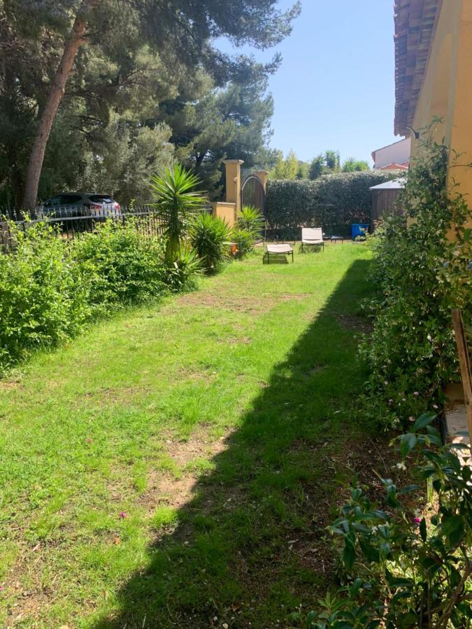 Chambres De La Terre Blanche Sanary-sur-Mer Eksteriør bilde