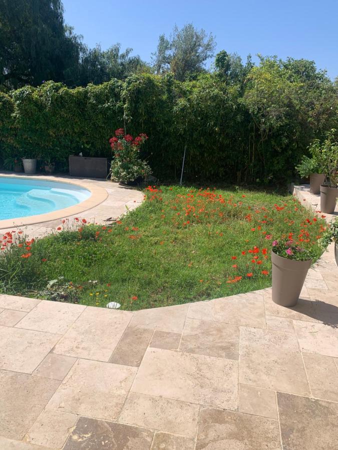 Chambres De La Terre Blanche Sanary-sur-Mer Eksteriør bilde